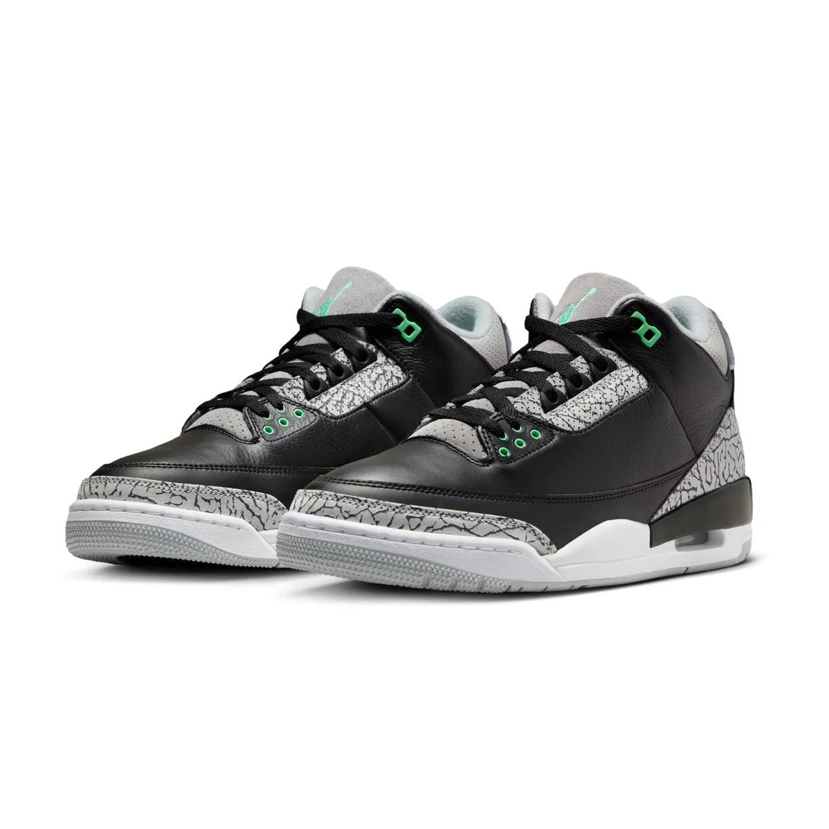 Air Jordan 3 Retro 'Green Glow'