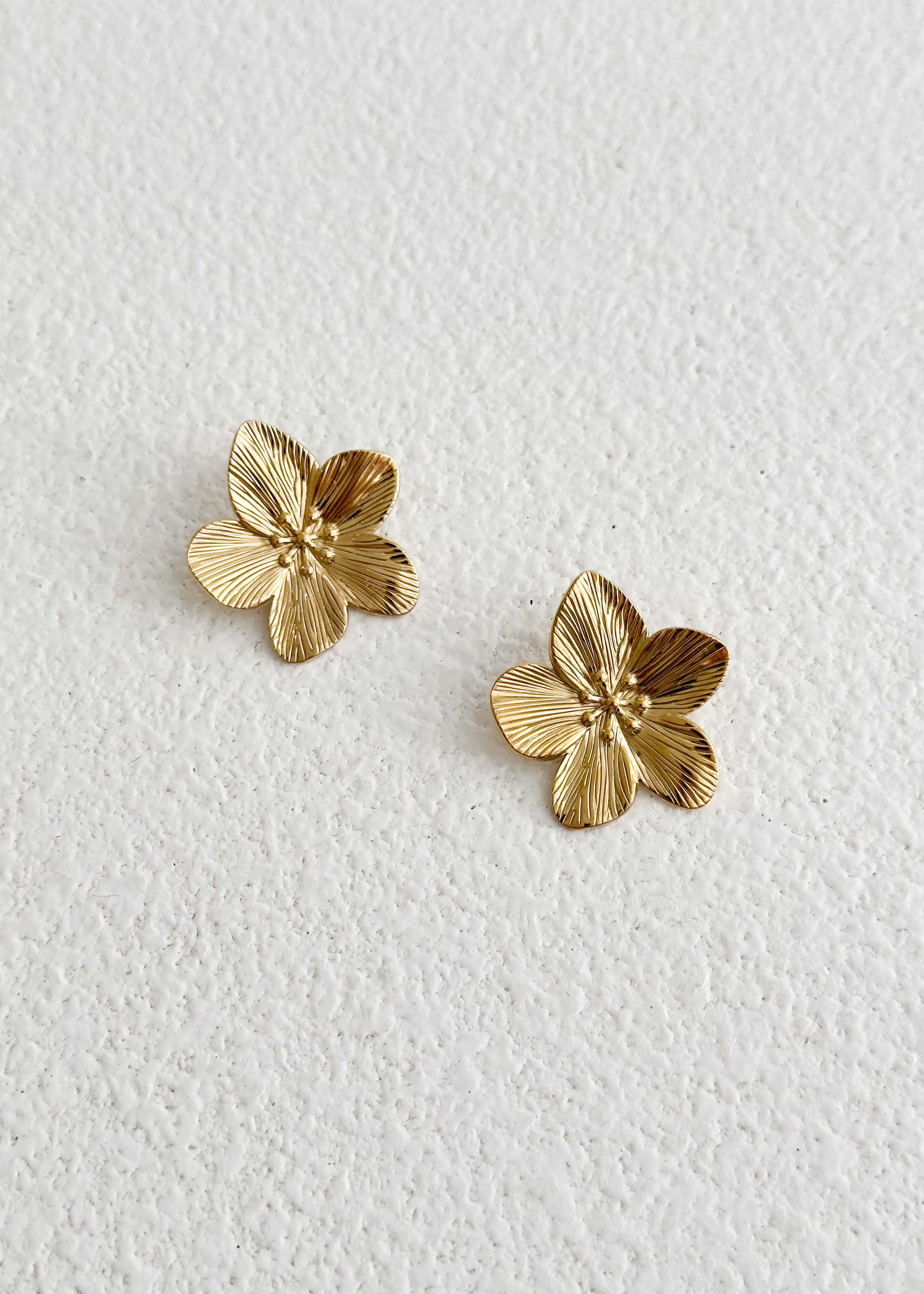 Daiso Flower Earrings - Gold