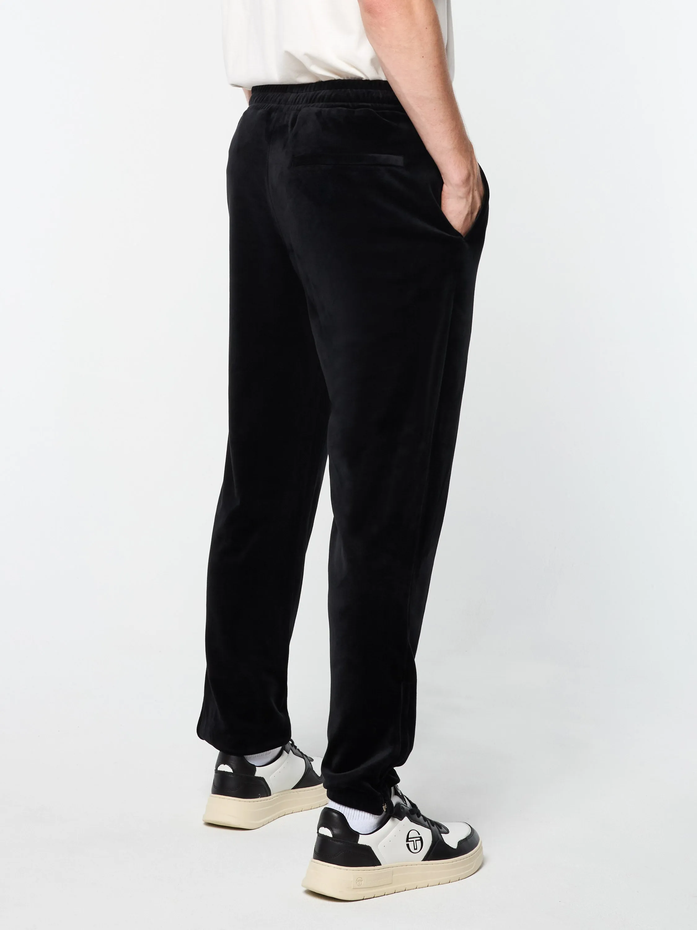 Ostuni Velour Track Pant- Black Beauty