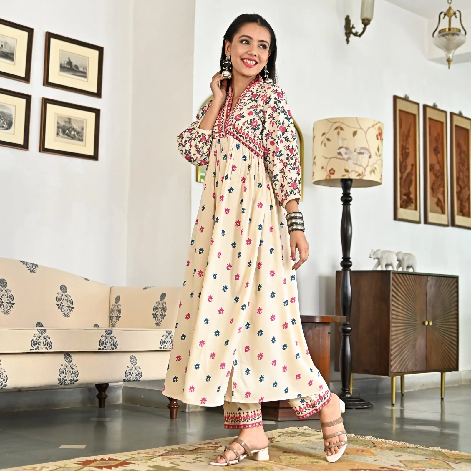 Snow White V Neck Gathered Kurta Pant Co-ord Set